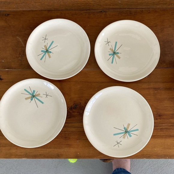 Salem China North Star Bread and Butter Plates - Picture 2 of 4